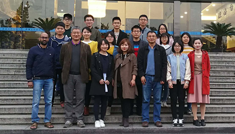 ���һ�ӭ����09�����ʦ���ĸУ��ѧ������