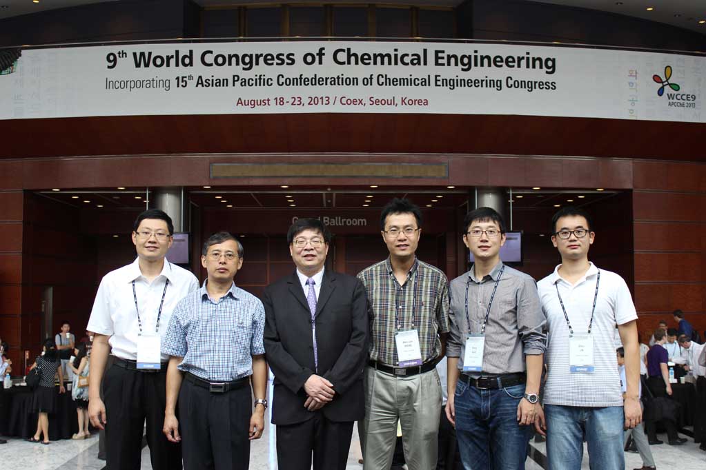 ������ڵȲμӵھŽ����绯ѧ���̴��